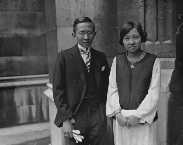 Framed Print : A Chinese Portia Mr Kye Sing Lim and his sister, Miss Beng Hong Lim, Chinese lawyers Framed Print : A Chinese Portia Mr Kye Sing Lim and his sister, Miss Beng Hong Lim, Chinese lawyers