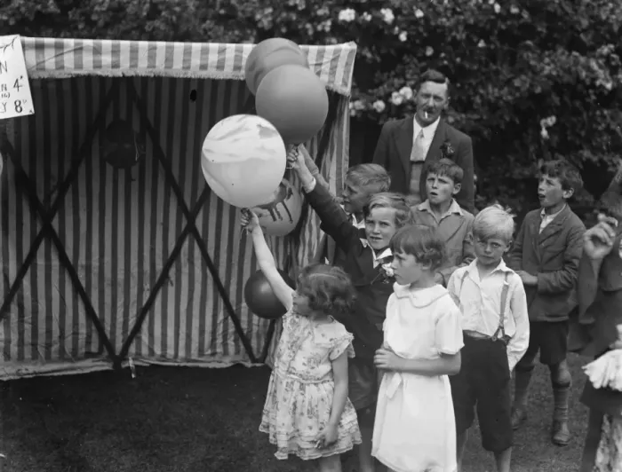 Framed Print : Chislehurst fete in Kent. The start of the balloon race. 1936 Framed Print : Chislehurst fete in Kent. The start of the balloon race. 1936