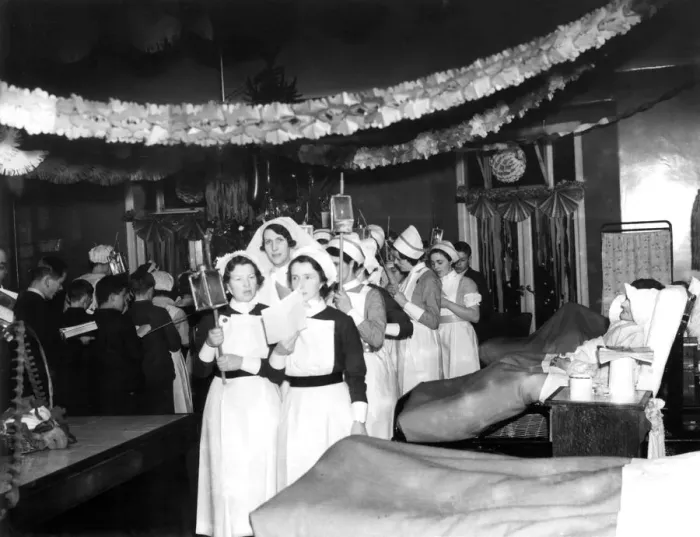 Framed Print : Christmas on the ward, 1950s Framed Print : Christmas on the ward, 1950s