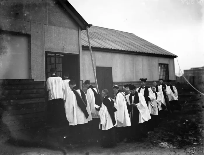 Framed Print : The church hall opening in Barnehurst, Kent, led by the Bishop of Rochester