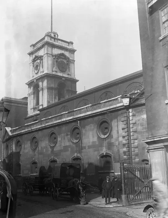 Framed Print : Church of St Olave, Tooley Street, London Bridge. One of the doomed city churches