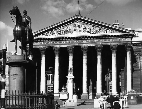 City of London. The Royal Exchange and Wellington statue. 1950 s