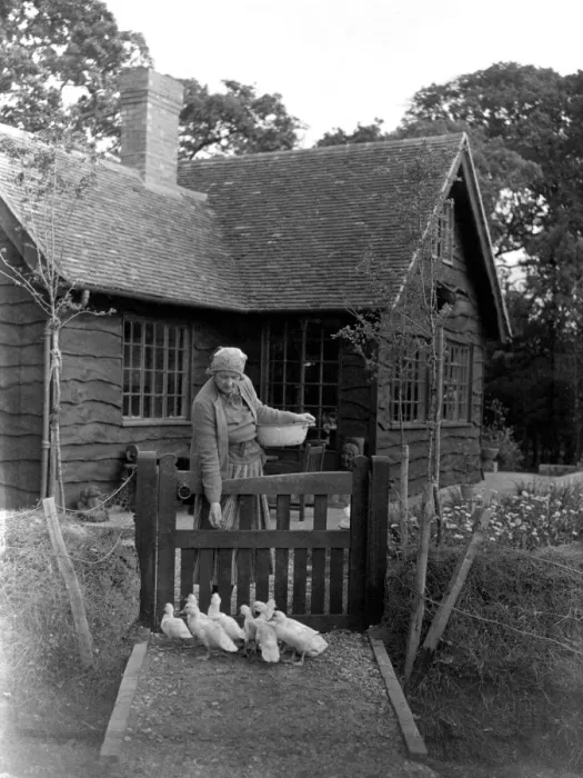 Framed Print : Clare Sheridan Scultptor, writer and cousin of Winston Churchill At Home in Sussex Framed Print : Clare Sheridan Scultptor, writer and cousin of Winston Churchill At Home in Sussex