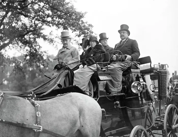 Framed Print : The coaching marathon. Sir Edward Stern ( driving ) with his coach in Hyde Park Framed Print : The coaching marathon. Sir Edward Stern ( driving ) with his coach in Hyde Park