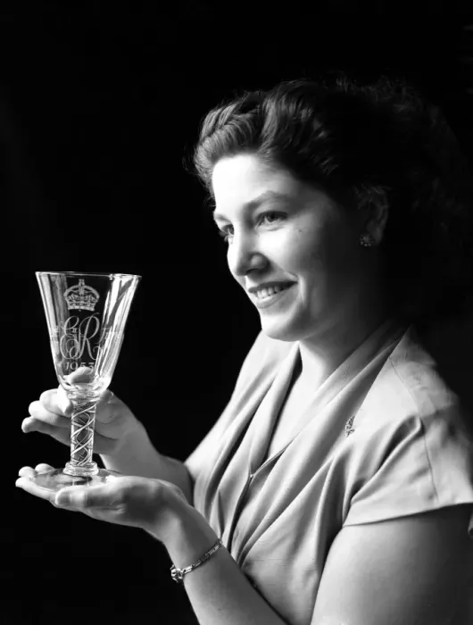 Framed Print : Collectors will have rare souvenirs of Coronation - exquisite goblets etched in diamond-point work Framed Print : Collectors will have rare souvenirs of Coronation - exquisite goblets etched in diamond-point work