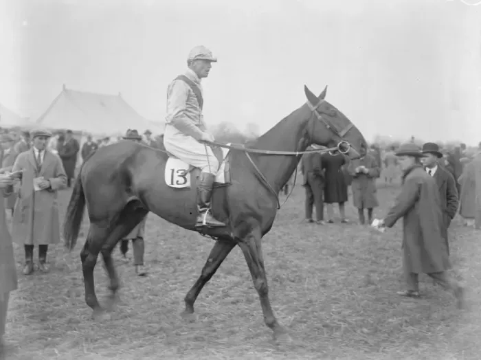 Framed Print : Colonel parts Harriers point to point steeplechase at Harpendenbury farm, Redbourn Sir