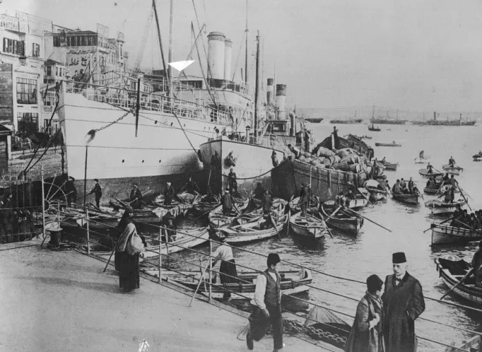 Framed Print : Constantinople in Turkey The water front at Stamboul 21 November 1922 Framed Print : Constantinople in Turkey The water front at Stamboul 21 November 1922