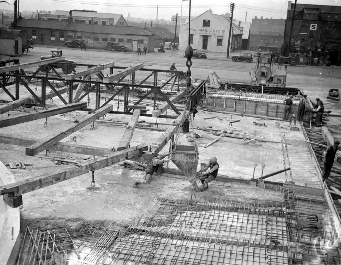 Framed Print : Constructing one of the new quays at Royal Victoria Docks London 6th August 1937 Framed Print : Constructing one of the new quays at Royal Victoria Docks London 6th August 1937