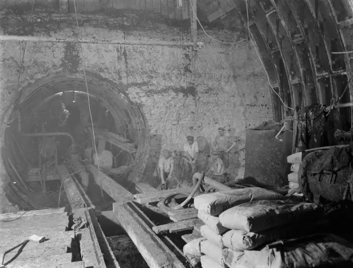 Framed Print : The construction of the Dartford Tunnel. Workers building the main tunneling shield Framed Print : The construction of the Dartford Tunnel. Workers building the main tunneling shield
