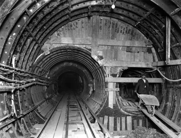 Framed Print : Construction of the London Underground Tube network. The newly constructed Hampstead tunnel Framed Print : Construction of the London Underground Tube network. The newly constructed Hampstead tunnel