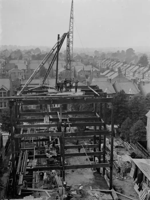 Framed Print : The construction of the new Telephone Exchange at Sidcup, Kent. 1937