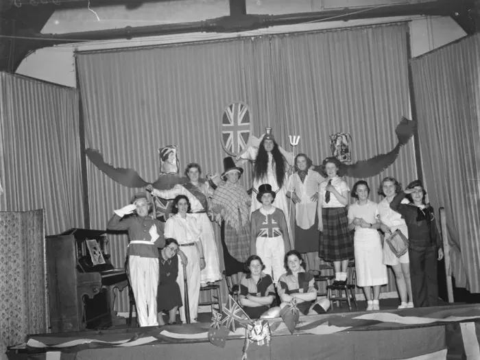 Framed Print : A coronation tableaux at the Girls Club in Chislehurst, Kent, to celebrate Framed Print : A coronation tableaux at the Girls Club in Chislehurst, Kent, to celebrate