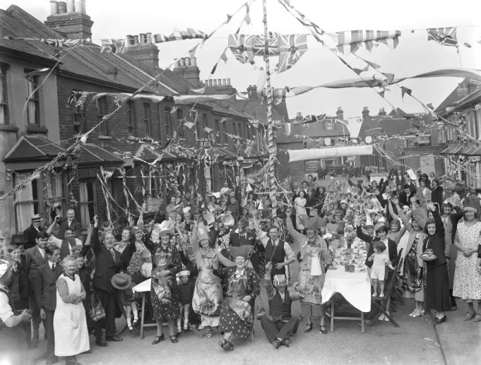 Framed Print : Coronation teas at Swanley. 12 May 1937 Framed Print : Coronation teas at Swanley. 12 May 1937