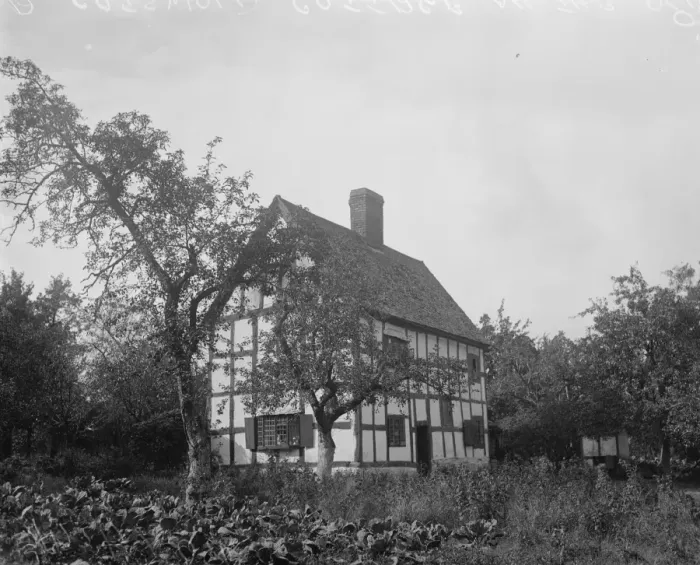 Framed Print : Cotsworld cottage threatened - action of education authority described as shamefully Wasteful Framed Print : Cotsworld cottage threatened - action of education authority described as shamefully Wasteful