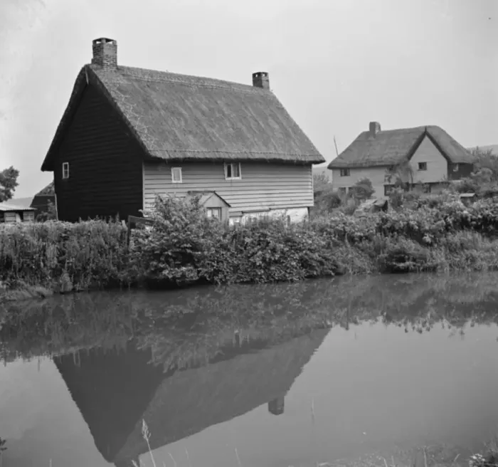 Framed Print : A cottage in Kent 1936