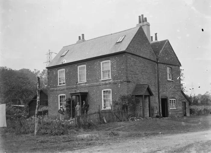 Framed Print : Cottage in Keston, Kent. 1935 Framed Print : Cottage in Keston, Kent. 1935