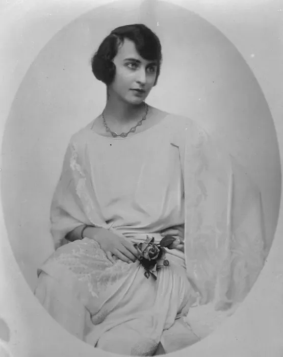 Framed Print : Countess Julieta Fera de Cerrini. 26 February 1927
