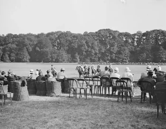 Framed Print : Cowdray Park Polo Tournament A general view of play in progress, Foster Hall versus Framed Print : Cowdray Park Polo Tournament A general view of play in progress, Foster Hall versus