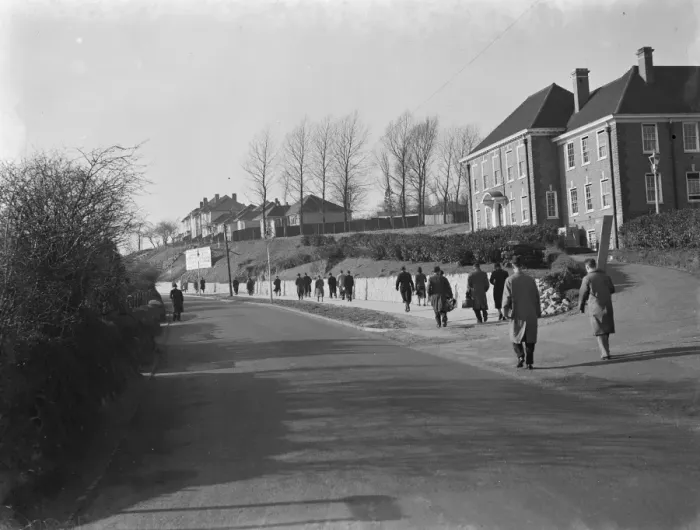 Framed Print : Crofton road in Orpington. On the right can be seen the council offices