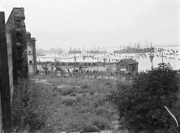 Framed Print : Crowds look at the collection of water vessels on the Thames which are part of Framed Print : Crowds look at the collection of water vessels on the Thames which are part of