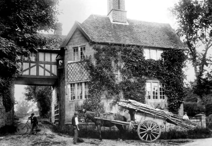 Framed Print : The Dane Gate East Grinstead East Sussex 1907 Framed Print : The Dane Gate East Grinstead East Sussex 1907