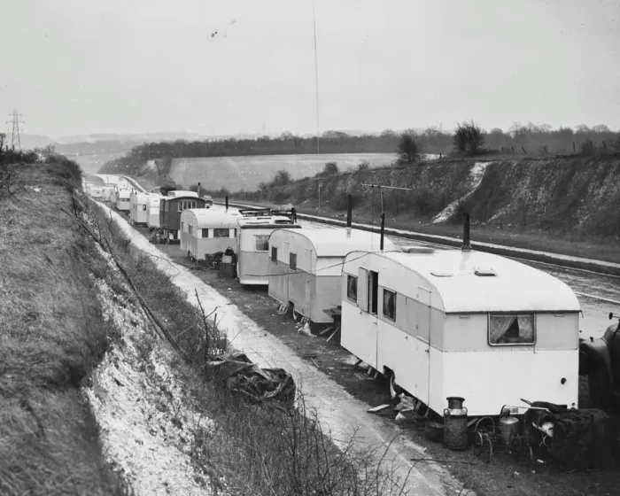 Framed Print : Darenth Gypsies. Evicted - television and all! Though these gypsies were evicted Framed Print : Darenth Gypsies. Evicted - television and all! Though these gypsies were evicted