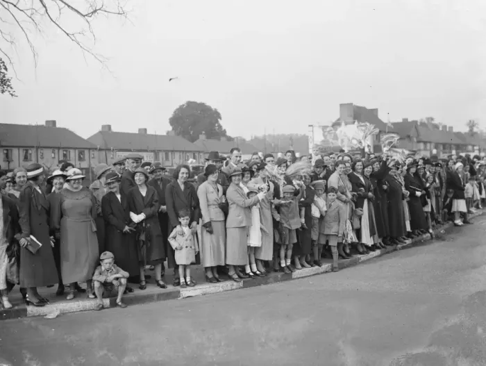 Framed Print : The Dartford Carnival. 1936