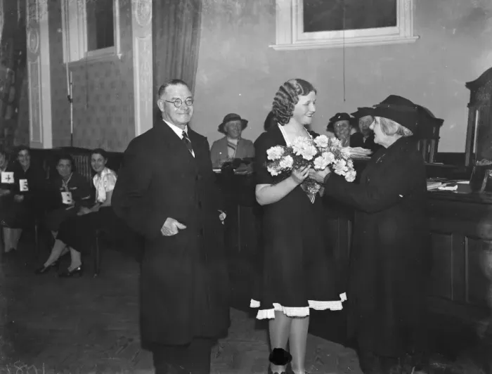 Framed Print : The Dartford Carnival Queen Miss Joan Tompkins receiving bouquet from the Mayor Framed Print : The Dartford Carnival Queen Miss Joan Tompkins receiving bouquet from the Mayor
