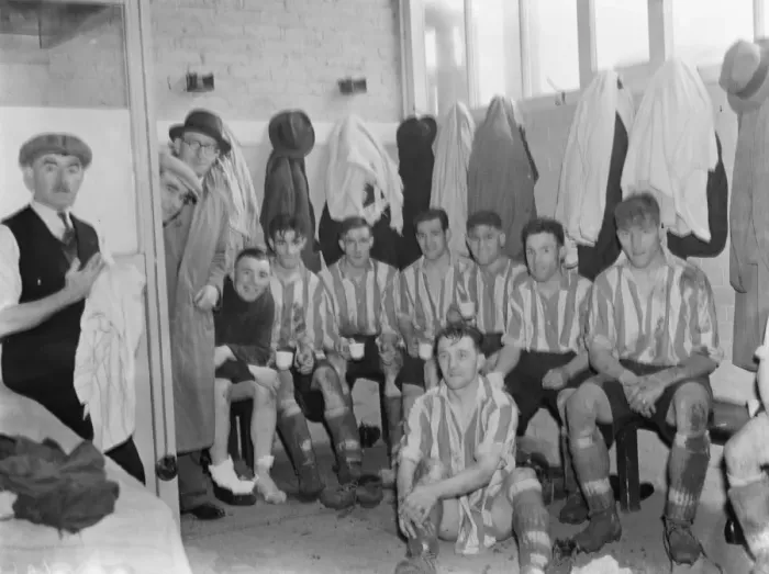Framed Print : Dartford Club dressing room, footballers. 1937 Framed Print : Dartford Club dressing room, footballers. 1937