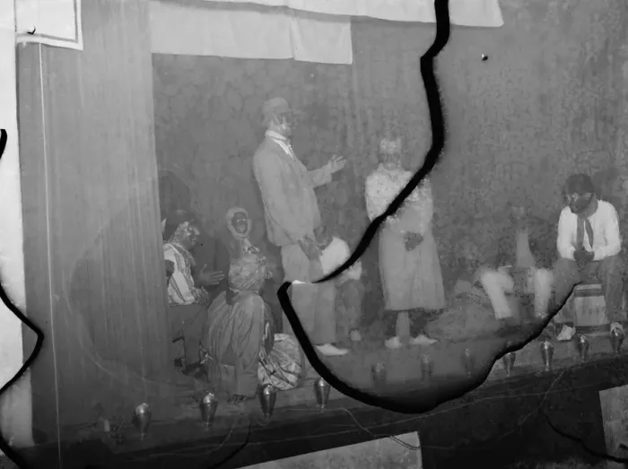 Framed Print : The Dartford Dramatics Society perform the play Cosmopolis. 1939