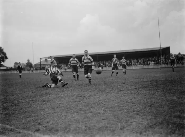 Framed Print : Dartford football. D Fowler, shooting. 1937
