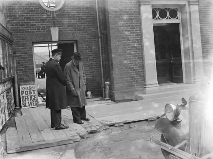 Framed Print : The Dartford General Post Office in spring. 1937 Framed Print : The Dartford General Post Office in spring. 1937