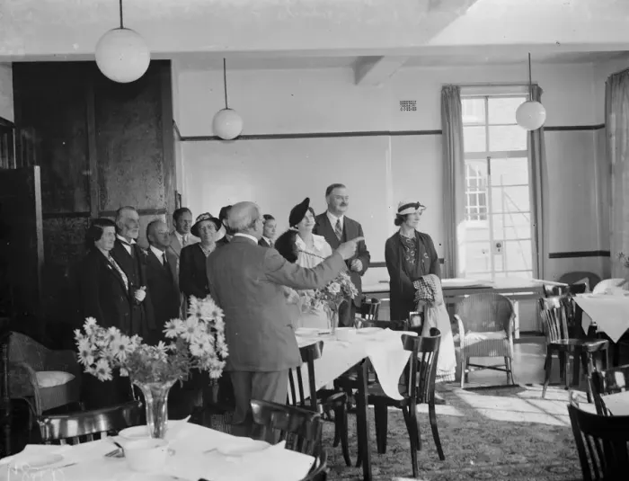 Framed Print : The Dartford Joint Committee are shown around the hospitals new extension. Dartford