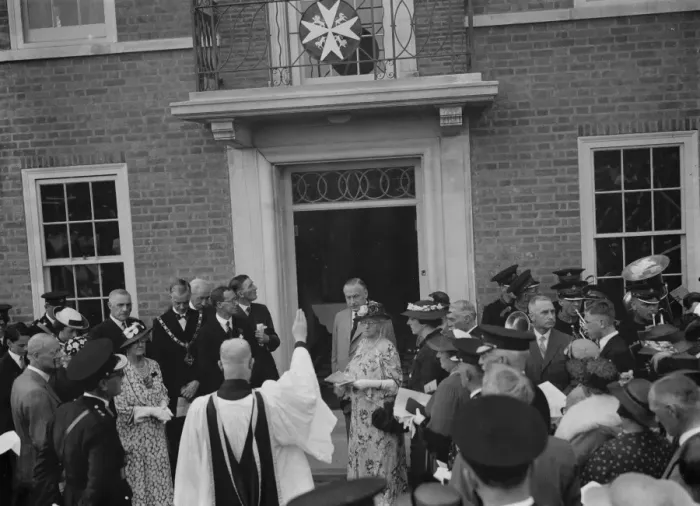 Framed Print : Dartfords new ambulance headquarters. 1937
