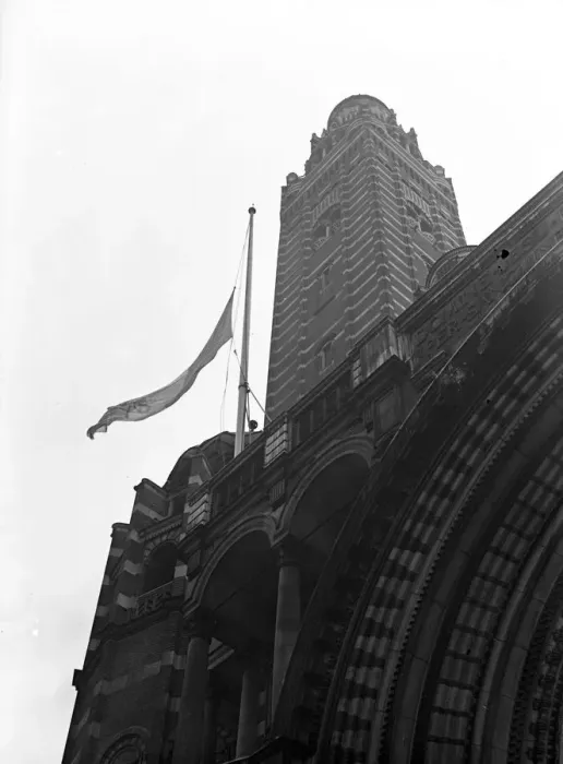 Framed Print : Death of the Pope. A flag flying half mast a Westminster Cathedral, London. 10 Framed Print : Death of the Pope. A flag flying half mast a Westminster Cathedral, London. 10