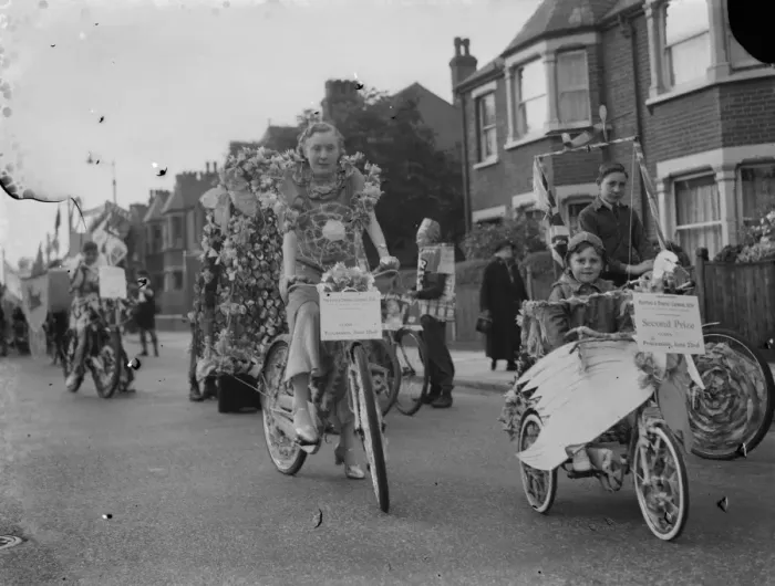 Framed Print : Decorated cycles in the Dartford Carnival procession. 1939