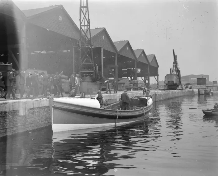 Framed Print : Demonstration of self righting lifeboat ( motor ) at West India Docks 12 June 1925 Framed Print : Demonstration of self righting lifeboat ( motor ) at West India Docks 12 June 1925