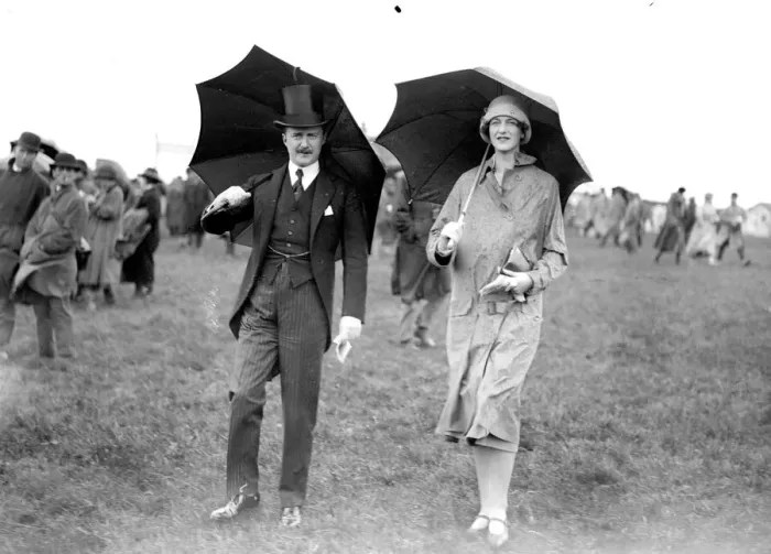 Framed Print : The Derby. Mr Duff Cooper and Lady Victor Warrender. 1925 Framed Print : The Derby. Mr Duff Cooper and Lady Victor Warrender. 1925