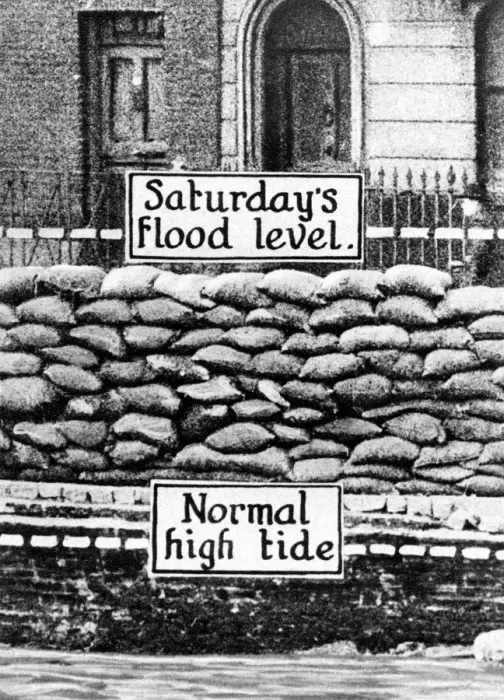 Framed Print : The disastrous overflowing of the Thames: The normal high-tide level at the point Framed Print : The disastrous overflowing of the Thames: The normal high-tide level at the point