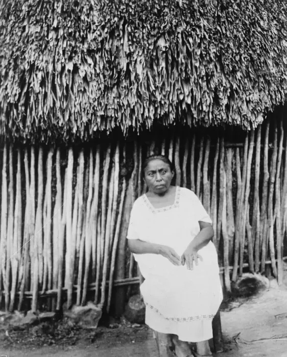 Framed Print : Dona Telefa Xui. 26 April 1926