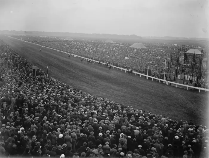 Framed Print : The Doncaster race meeting opens. Impertinent winning the first race ( Framed Print : The Doncaster race meeting opens. Impertinent winning the first race (