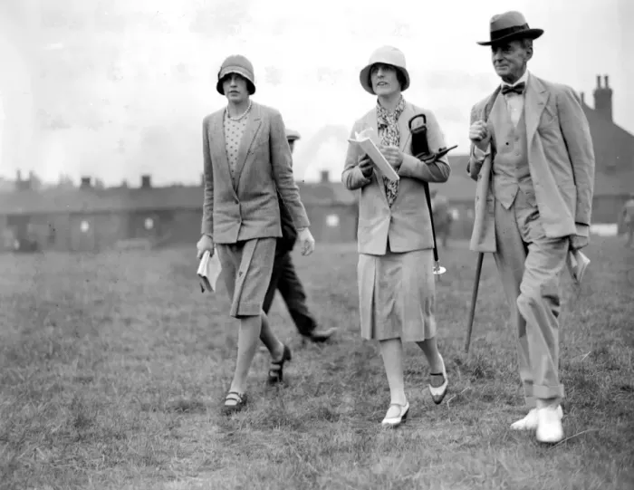 Framed Print : Doncaster Sales. Lady Hillingdon, Mrs Euan Wallace and Hon George Lambton 1928 Framed Print : Doncaster Sales. Lady Hillingdon, Mrs Euan Wallace and Hon George Lambton 1928