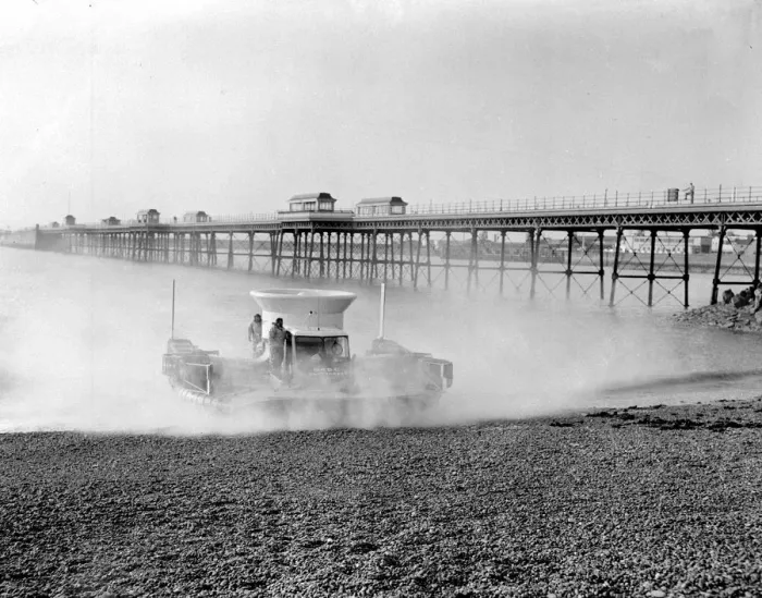 Framed Print : Dover, Kent: Britains Hovercraft, The SR-N 1 flying saucer, Kicks up a fine spray Framed Print : Dover, Kent: Britains Hovercraft, The SR-N 1 flying saucer, Kicks up a fine spray