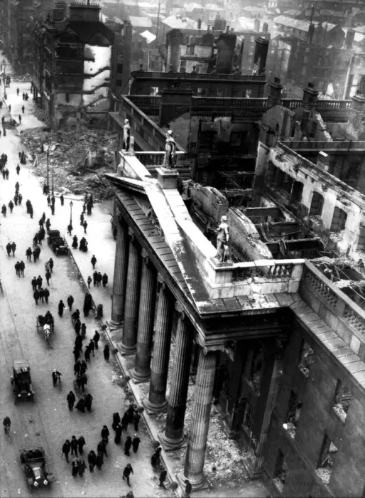 Framed Print : Dublin Dublins main city centre post office gutted by fire during the 1916 Easter Framed Print : Dublin Dublins main city centre post office gutted by fire during the 1916 Easter