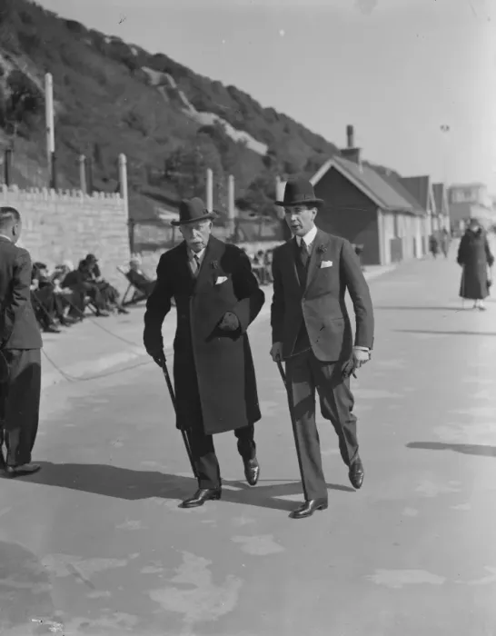 Framed Print : The Duke of Connaught takes the sun on the seafront at Bournemouth with his and equerry Framed Print : The Duke of Connaught takes the sun on the seafront at Bournemouth with his and equerry