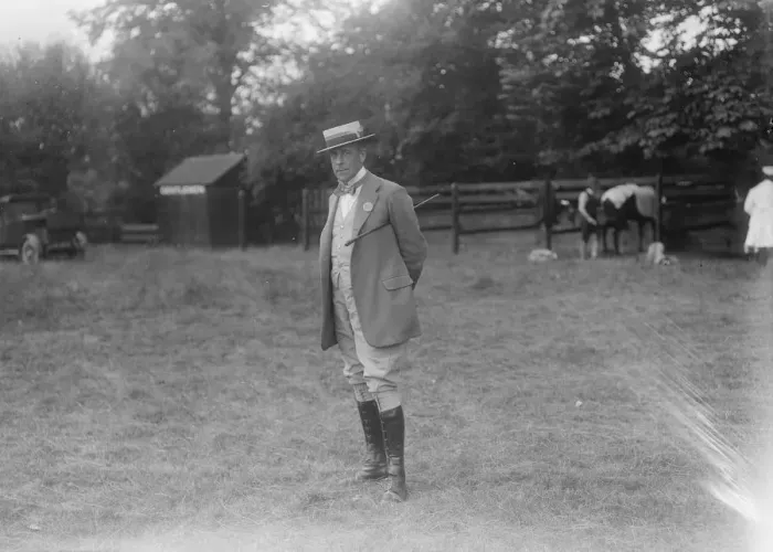 Framed Print : East Berks Horse show at Maidenhead Lord Willoughby De Broke 26 August 1923 Framed Print : East Berks Horse show at Maidenhead Lord Willoughby De Broke 26 August 1923
