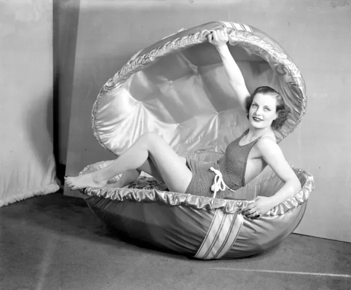 Framed Print : Easter, 1936. Dawn the famous Selfridge model and an outsize Easter egg. 17 March 1936 Framed Print : Easter, 1936. Dawn the famous Selfridge model and an outsize Easter egg. 17 March 1936