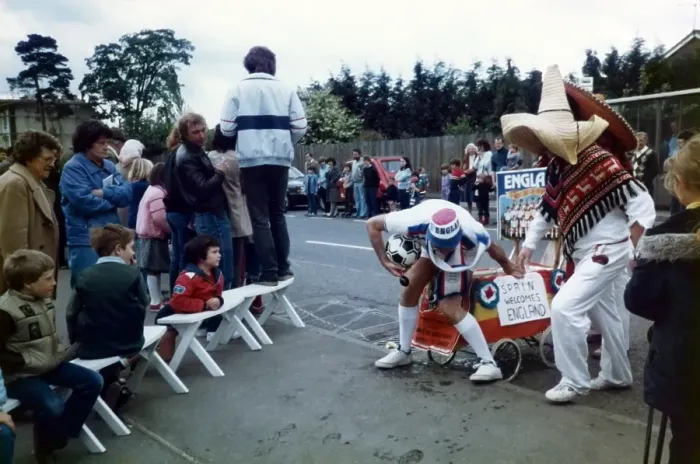 Framed Print : Edenbridge Pram Race in the 1970s Framed Print : Edenbridge Pram Race in the 1970s