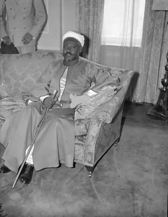 Framed Print : El Sayed Sir Abdel Ralman el Mahdi, eldest living son of the Mahdi, who 50 years ago Framed Print : El Sayed Sir Abdel Ralman el Mahdi, eldest living son of the Mahdi, who 50 years ago