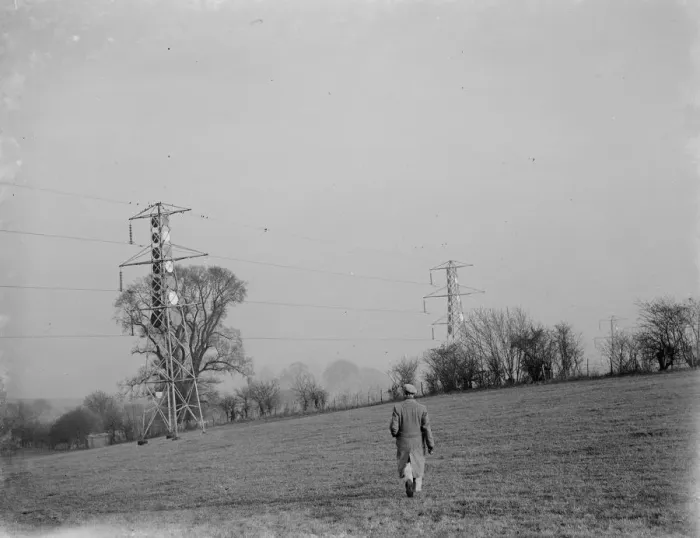 Framed Print : Electricity pylons in Eynsford, Kent. 13 December 1936 Framed Print : Electricity pylons in Eynsford, Kent. 13 December 1936